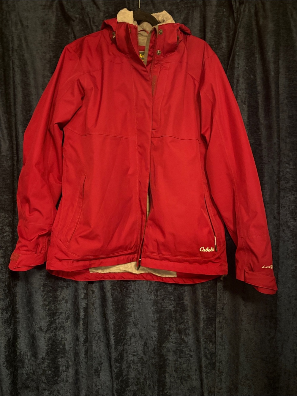 Cabela's Women's performance jacket with hood. Size large excellent condition